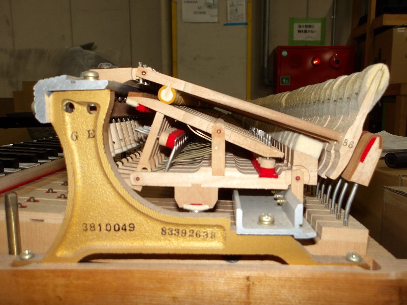ヤマハ（YAMAHA）　G2E　中古グランドピアノ