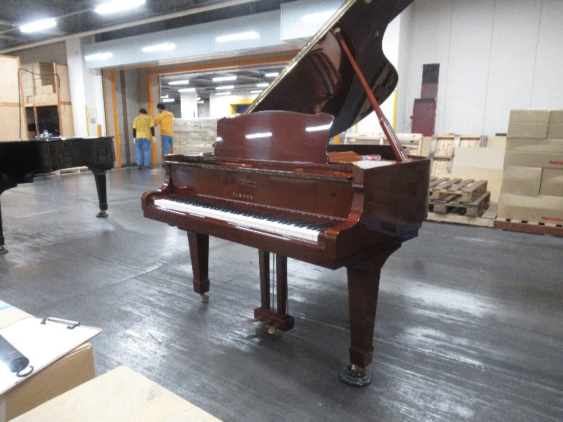 ヤマハ（YAMAHA）　C3SN　中古グランドピアノ