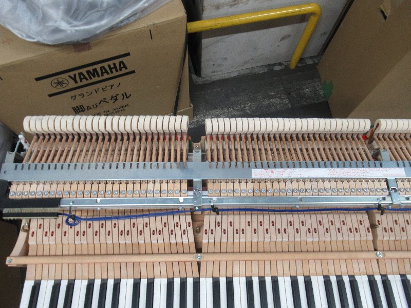 ヤマハ（YAMAHA）　C3SN　中古グランドピアノ