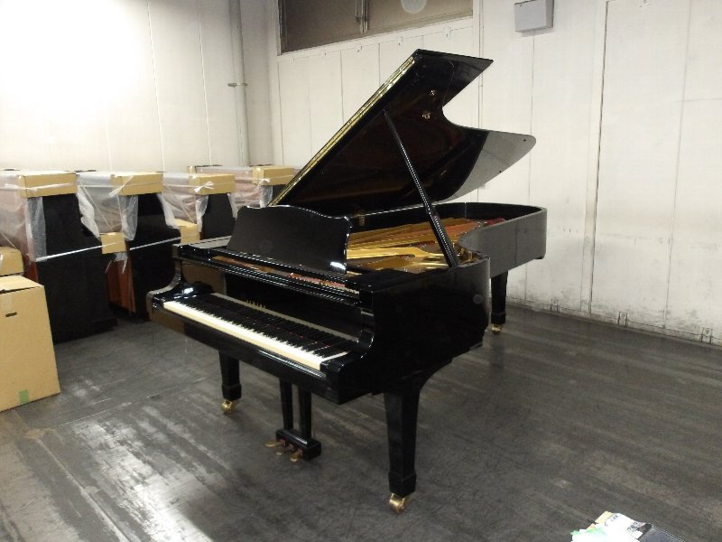 ヤマハ（YAMAHA）　CF(象牙)　中古グランドピアノ