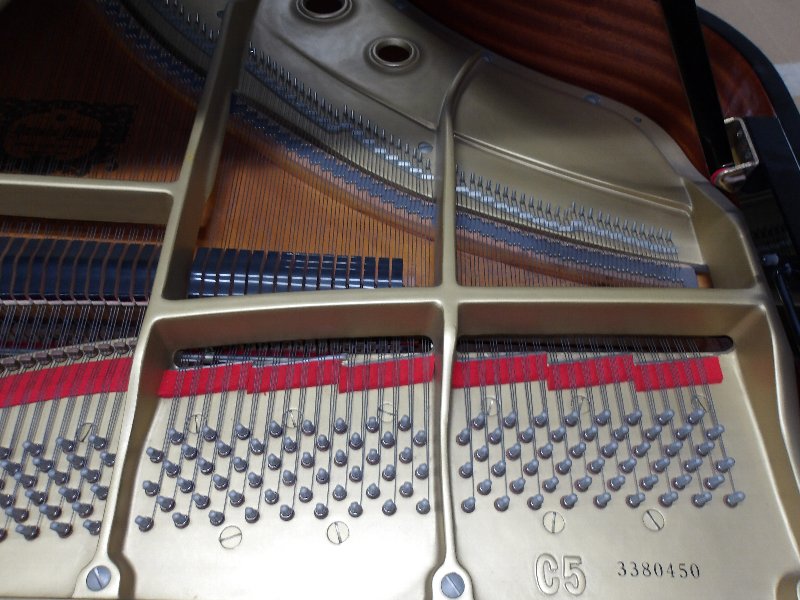 ヤマハ（YAMAHA）　C5　中古グランドピアノ