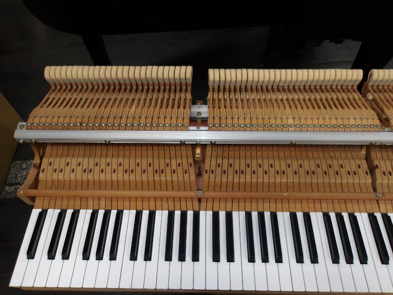 ヤマハ（YAMAHA）　C5　中古グランドピアノ