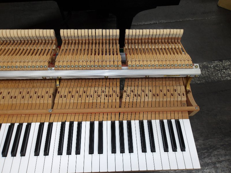 ヤマハ（YAMAHA）　C5　中古グランドピアノ