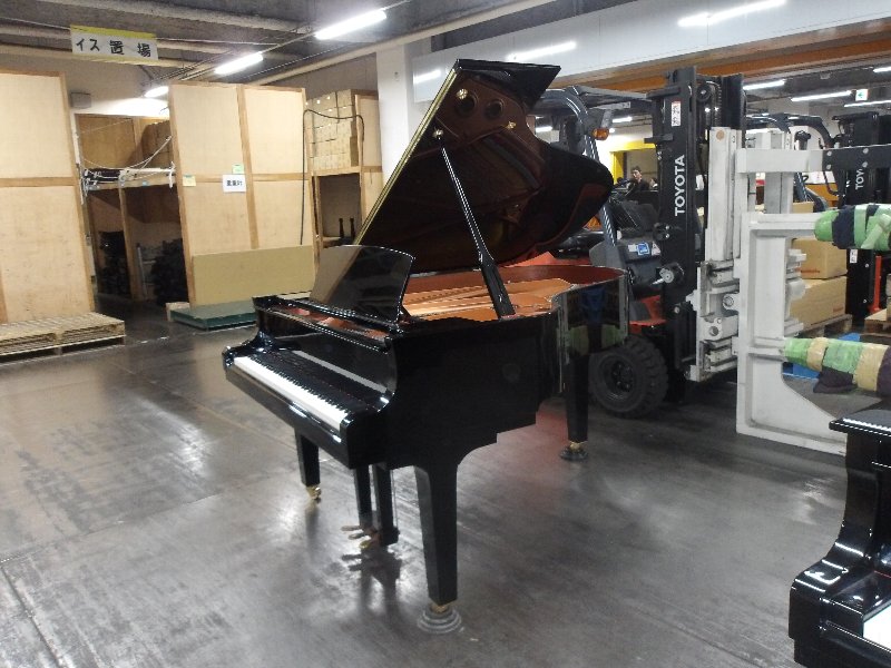 ヤマハ（YAMAHA）　C3X　中古グランドピアノ