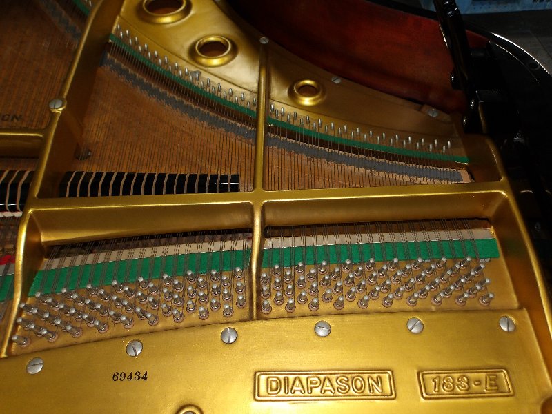 ディアパソン（DIAPASON）　183E　中古グランドピアノ