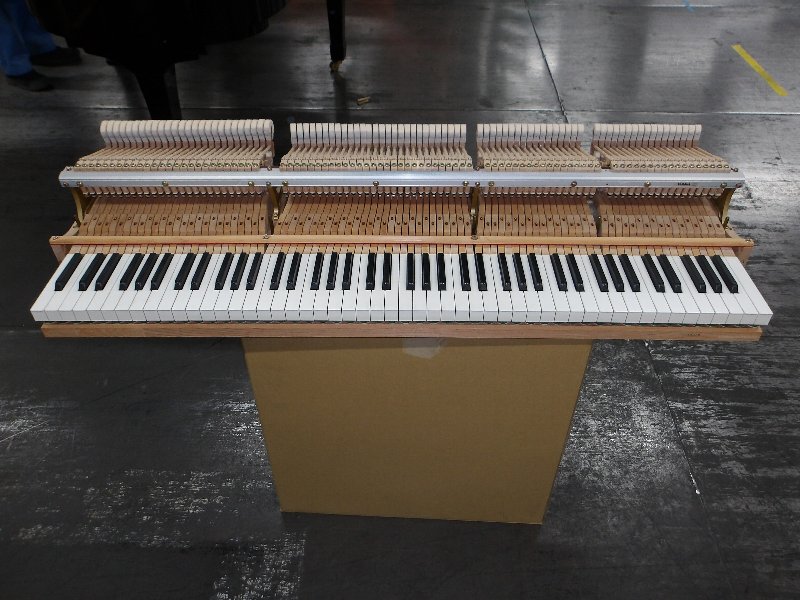 ヤマハ（YAMAHA）　C3L　中古グランドピアノ