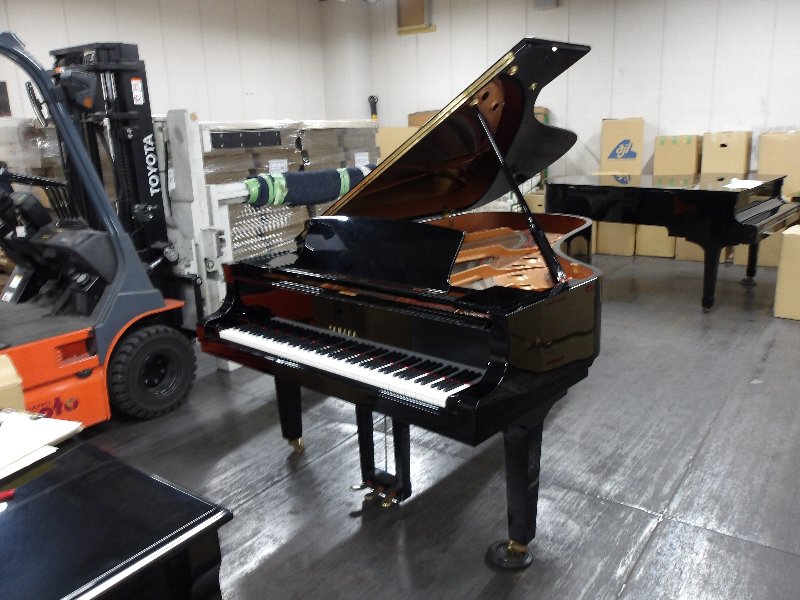 ヤマハ（YAMAHA）　C7X　中古グランドピアノ