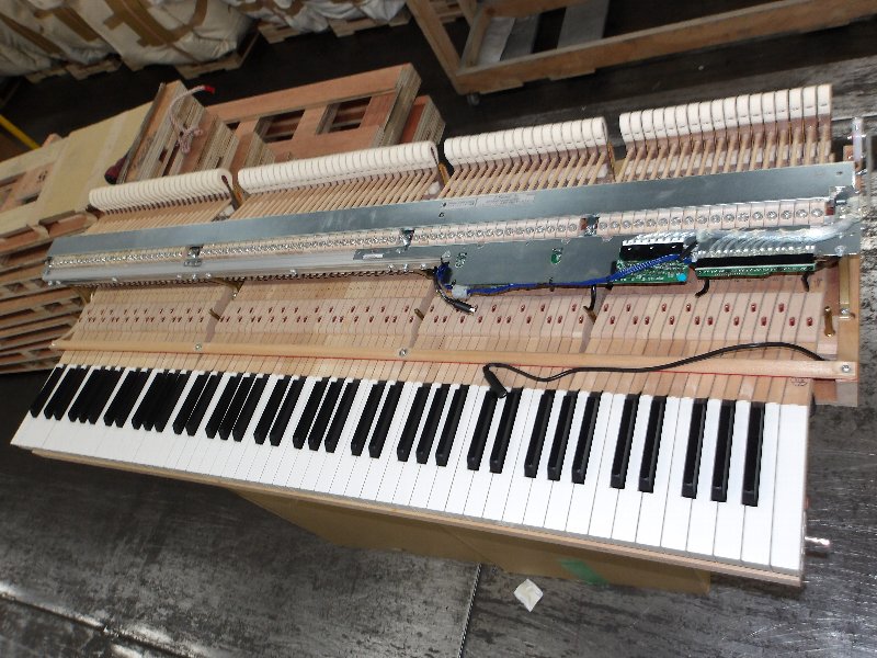 ヤマハ（YAMAHA）　C3XDKV　中古グランドピアノ