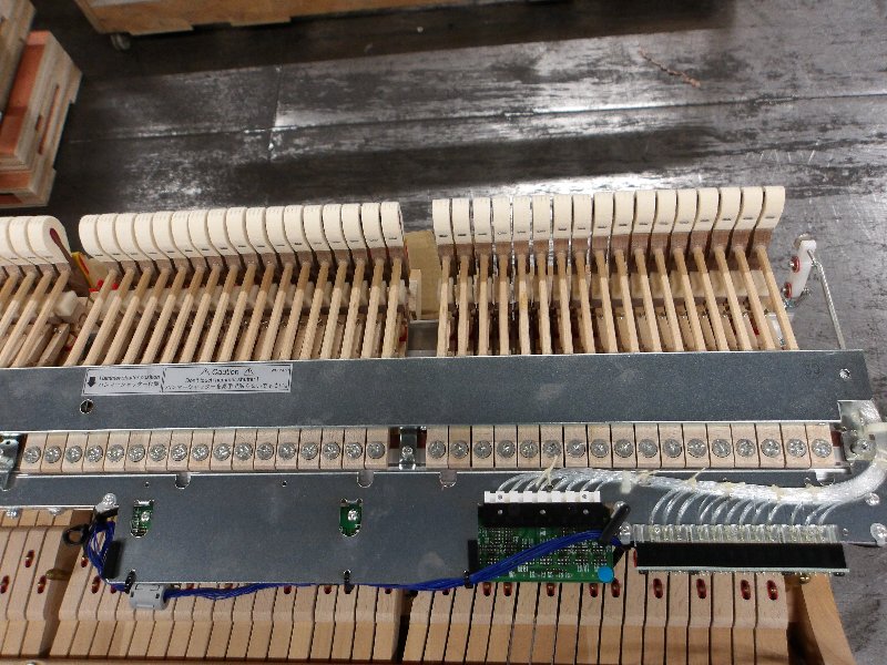ヤマハ（YAMAHA）　C3XDKV　中古グランドピアノ