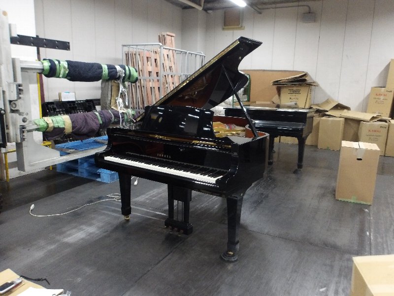 ヤマハ（YAMAHA）　S400B　中古グランドピアノ