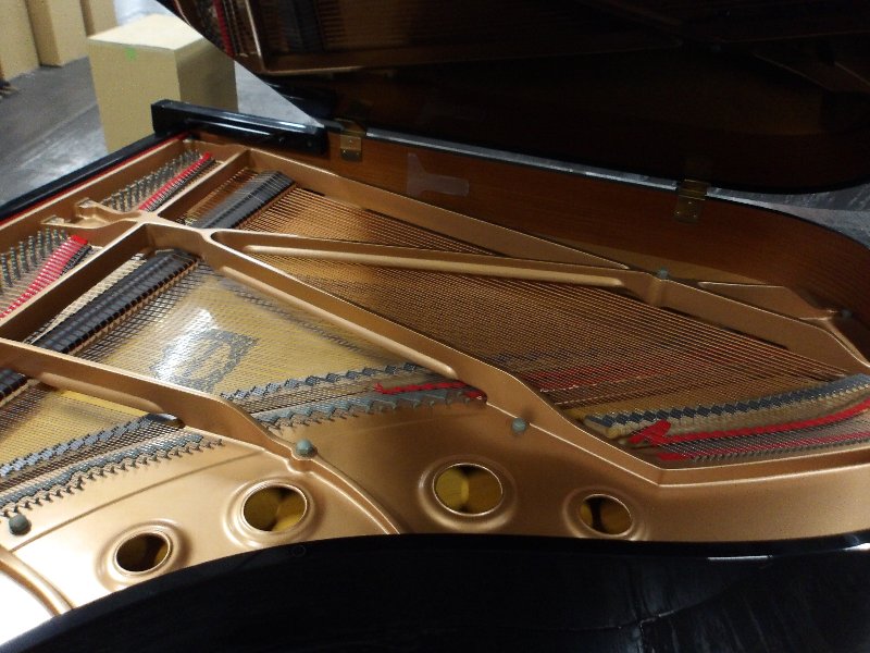 ヤマハ（YAMAHA）　C3　中古グランドピアノ