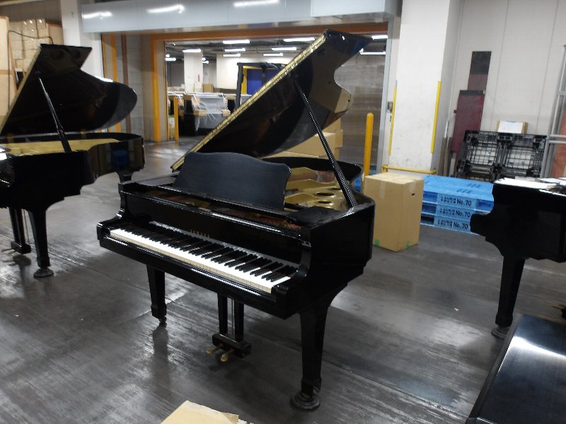 ヤマハ（YAMAHA）　C3B　中古グランドピアノ