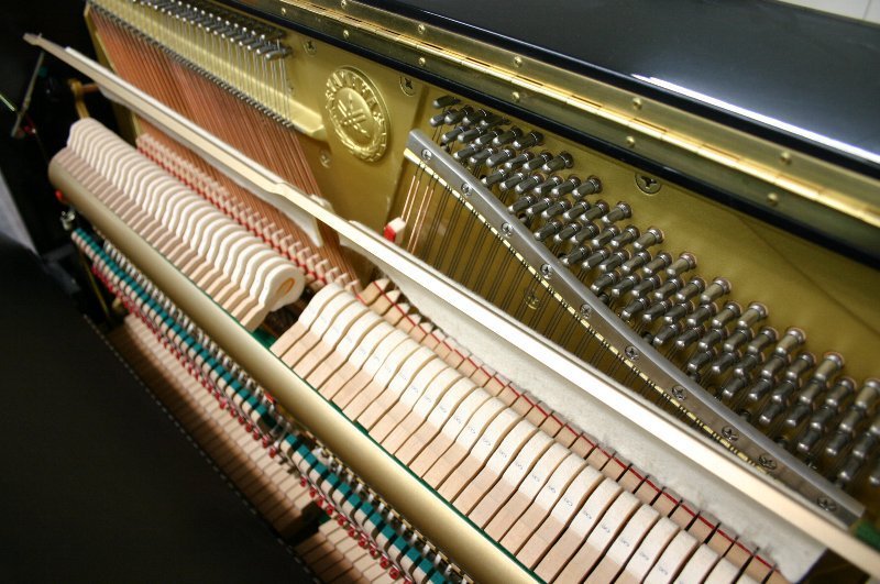 ヤマハ（YAMAHA）　U100　中古アップライトピアノ