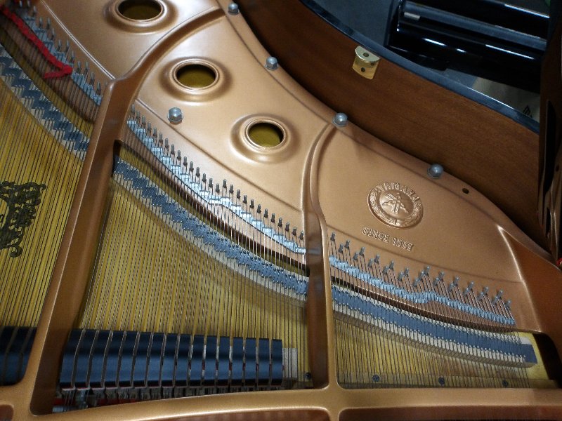 ヤマハ（YAMAHA）　C1　中古グランドピアノ