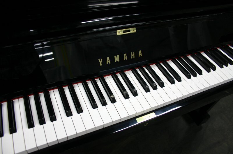 ヤマハ（YAMAHA）　YUA　中古アップライトピアノ