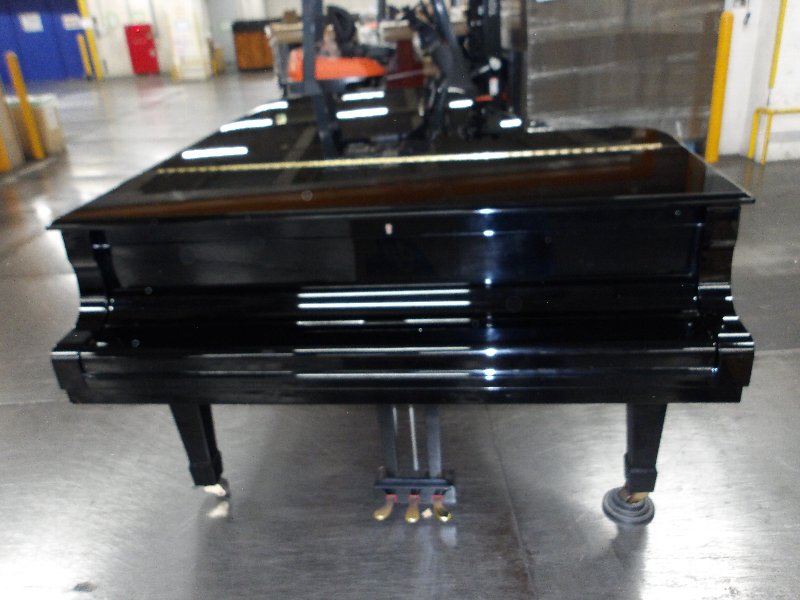 ヤマハ（YAMAHA）　C7E　中古グランドピアノ