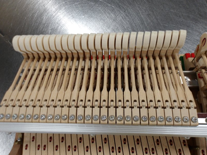 ヤマハ（YAMAHA）　C1L　中古グランドピアノ