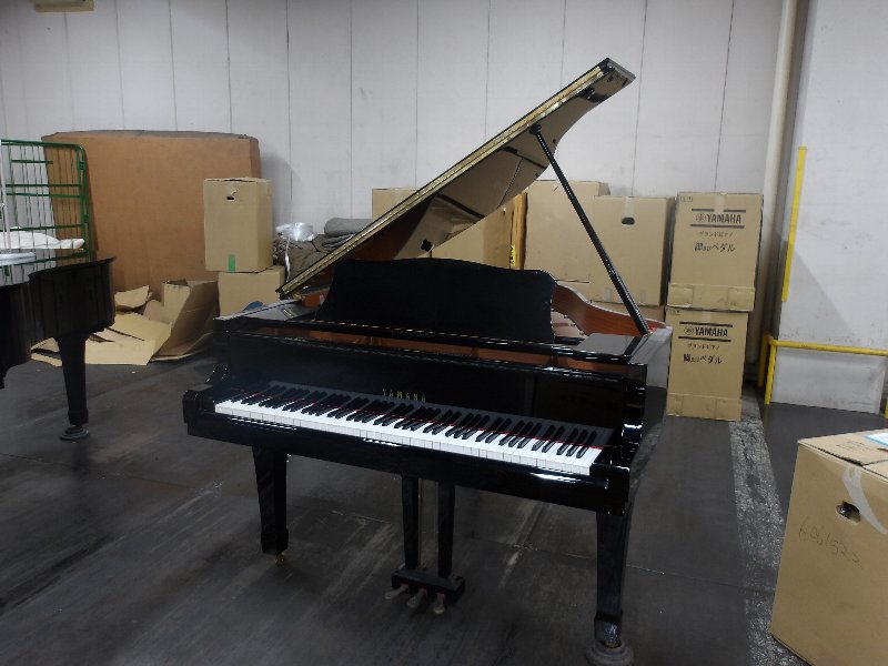 ヤマハ（YAMAHA）　C1L　中古グランドピアノ