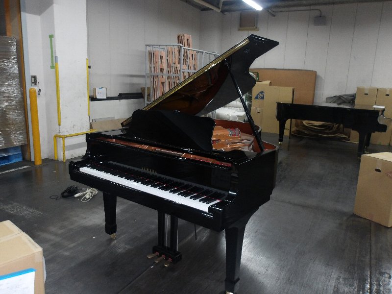 ヤマハ（YAMAHA）　C3LSTSN　中古グランドピアノ