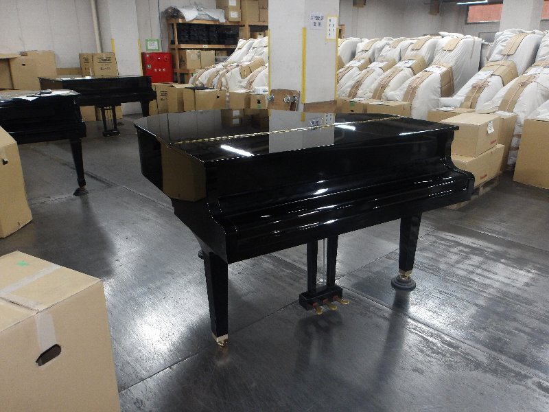 ヤマハ（YAMAHA）　A1AE　中古グランドピアノ