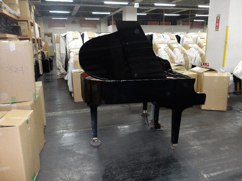 ヤマハ（YAMAHA）　A1R　中古グランドピアノ