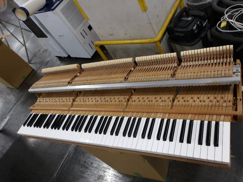 ヤマハ（YAMAHA）　C5　中古グランドピアノ