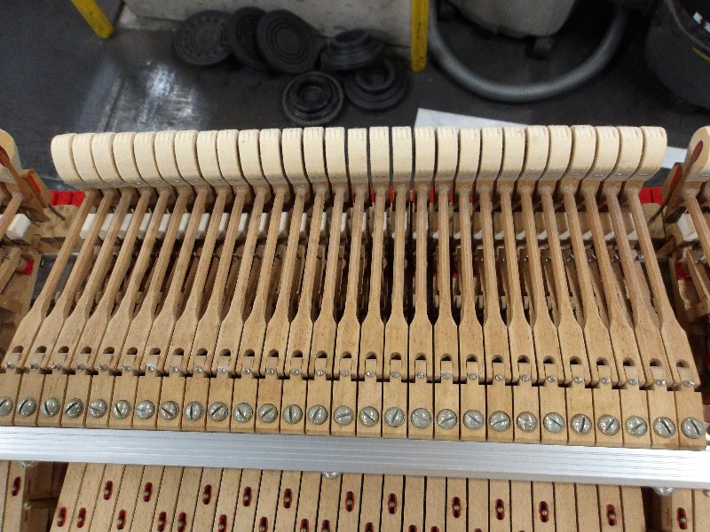 ヤマハ（YAMAHA）　C5　中古グランドピアノ