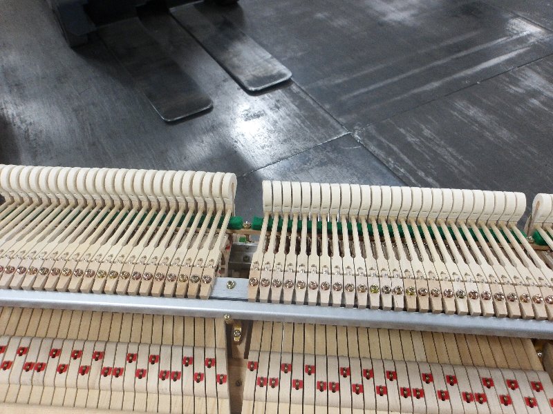 ディアパソン（DIAPASON）　D171　中古グランドピアノ