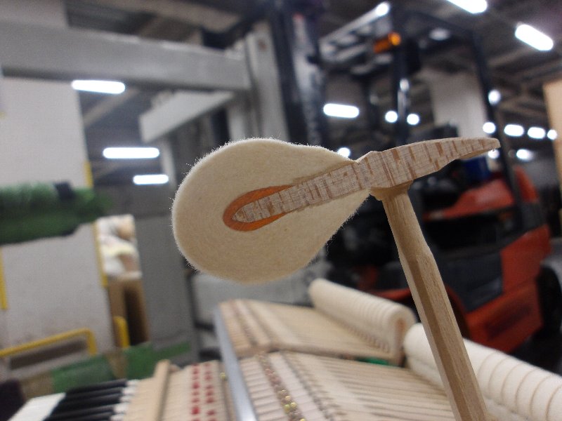 ディアパソン（DIAPASON）　D171　中古グランドピアノ