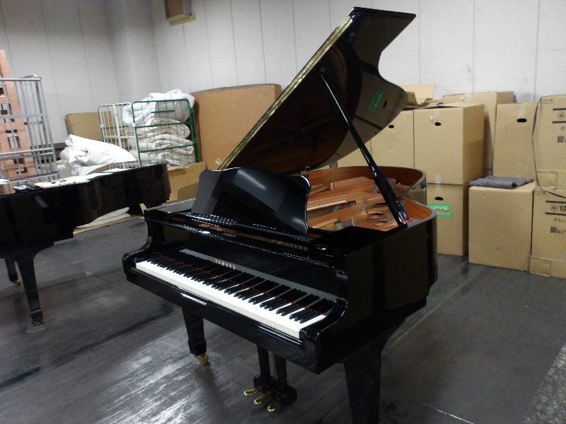 ヤマハ（YAMAHA）　C3L　中古グランドピアノ
