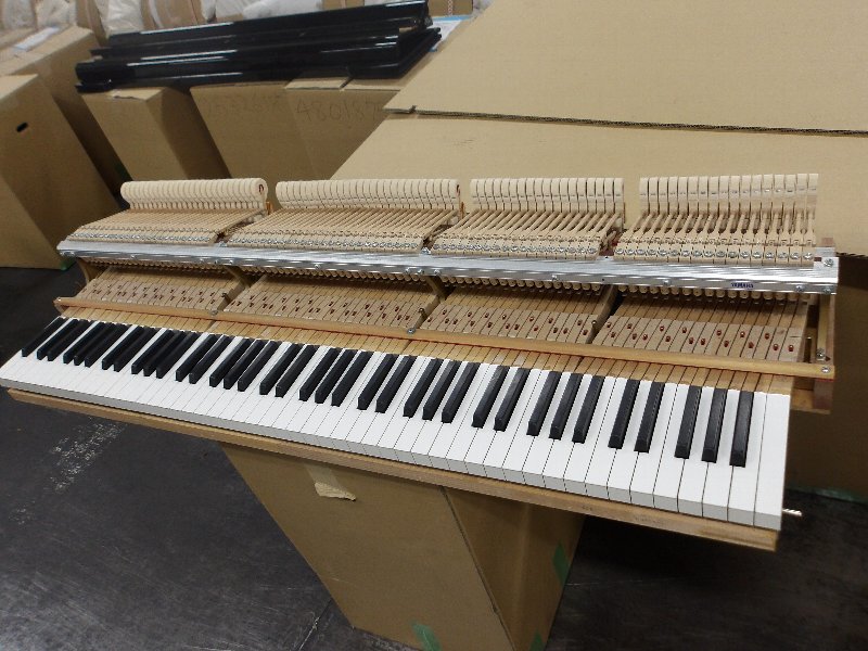 ヤマハ（YAMAHA）　C1X　中古グランドピアノ