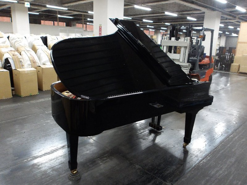 ヤマハ（YAMAHA）　C7E　中古グランドピアノ