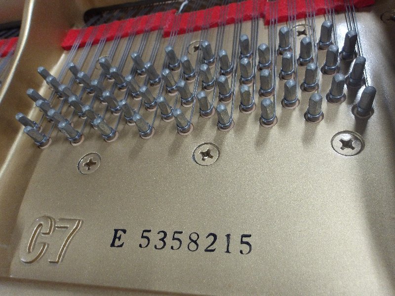 ヤマハ（YAMAHA）　C7E　中古グランドピアノ