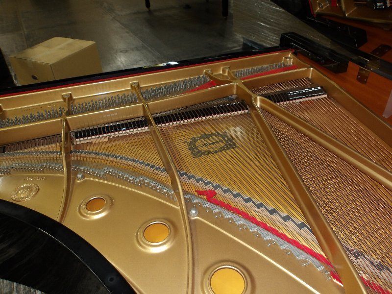ヤマハ（YAMAHA）　C7E　中古グランドピアノ