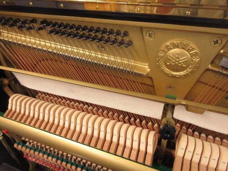 ヤマハ（YAMAHA）　U3A　中古アップライトピアノ