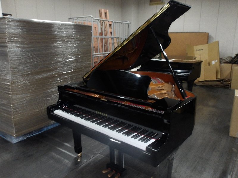 ヤマハ（YAMAHA）　C2L　中古グランドピアノ