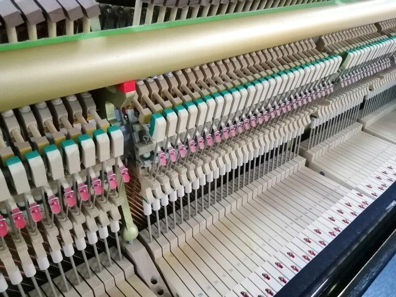 ヤマハ（YAMAHA）　YUS3(SC2)　中古アップライトピアノ