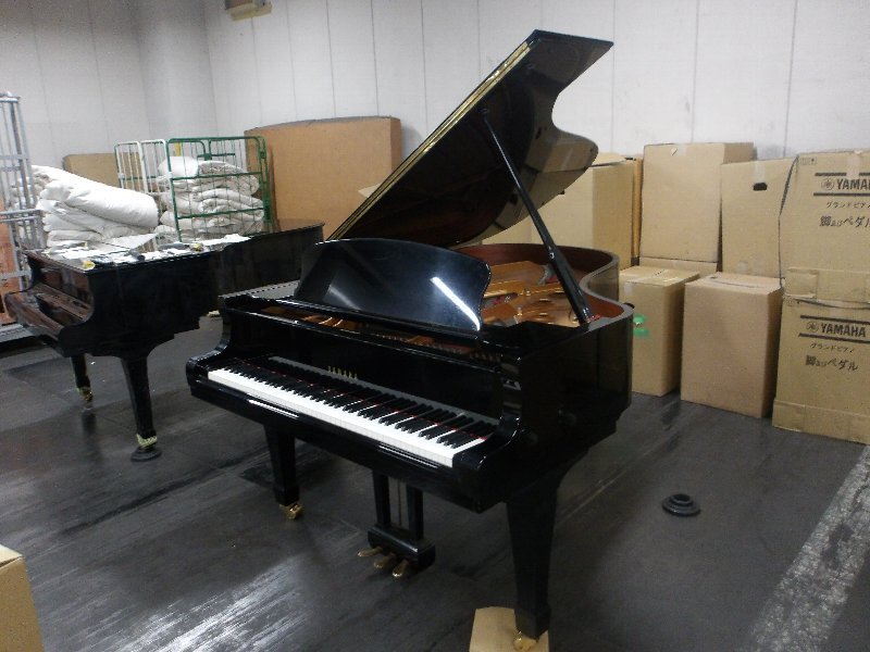 ヤマハ（YAMAHA）　S4A　中古グランドピアノ