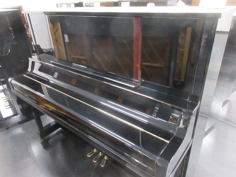 ヤマハ（YAMAHA）　UX300　中古アップライトピアノ