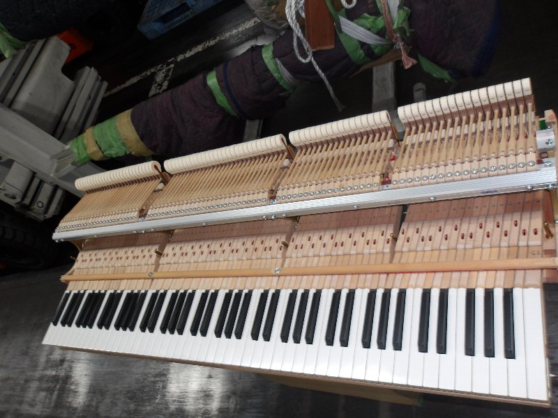 ヤマハ（YAMAHA）　C3　中古グランドピアノ