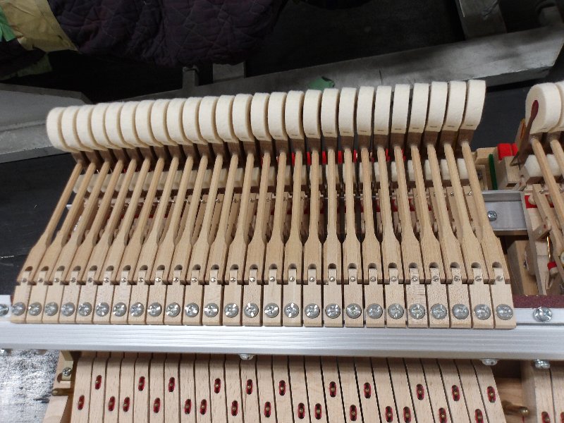 ヤマハ（YAMAHA）　C3　中古グランドピアノ
