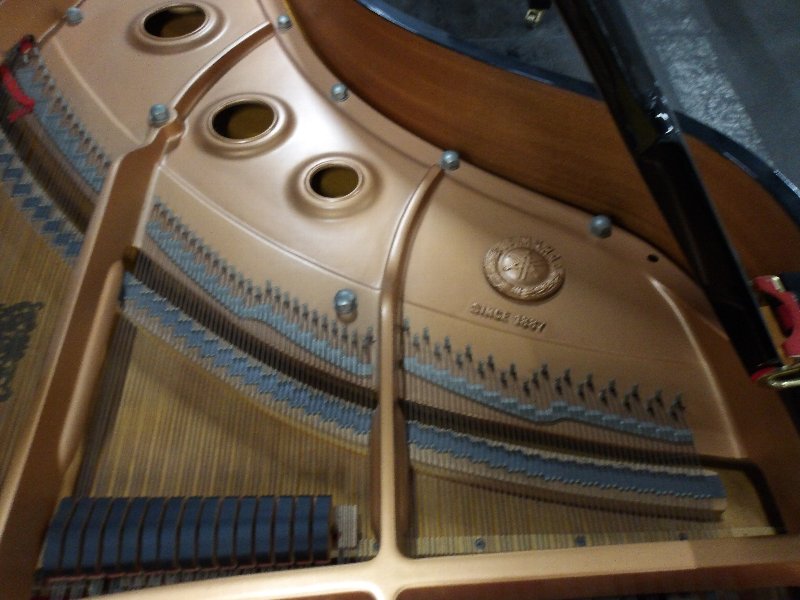 ヤマハ（YAMAHA）　C3LQXG　中古グランドピアノ