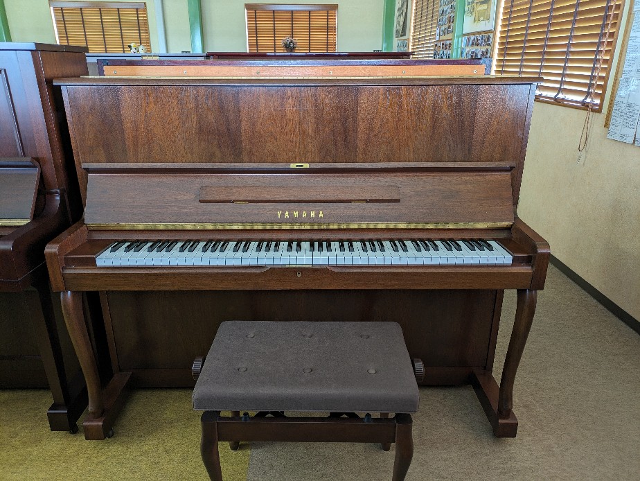 【中古】YAMAHA・ヤマハ アップライトピアノ W110B
