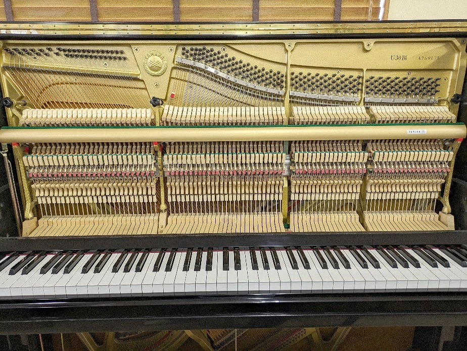 【中古】YAMAHA・ヤマハ アップライトピアノ U30Bl