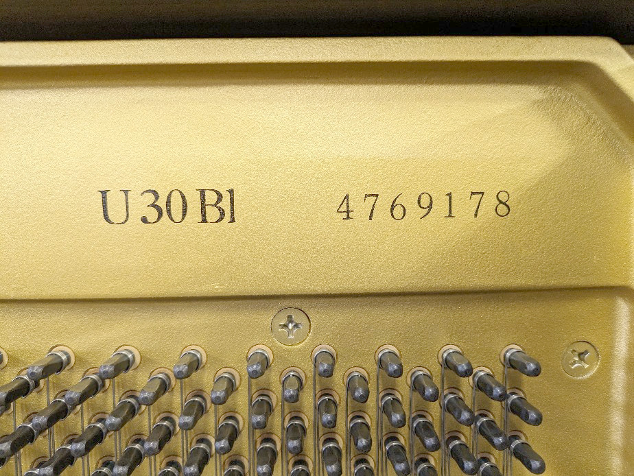 【中古】YAMAHA・ヤマハ アップライトピアノ U30Bl