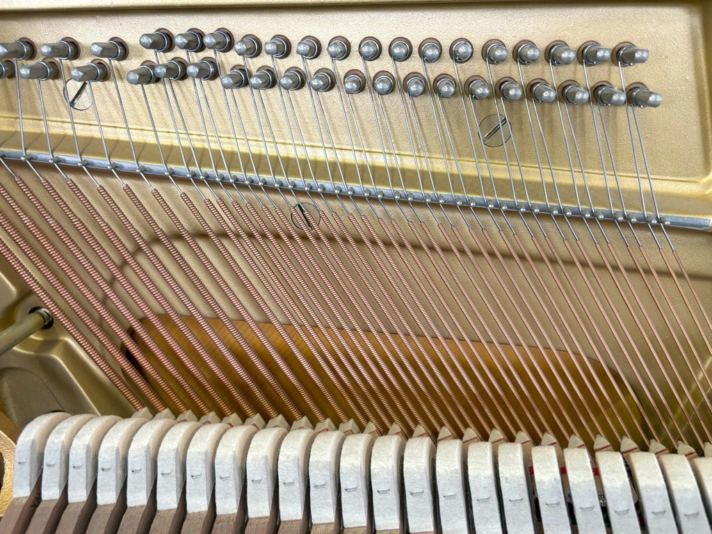 【中古】YAMAHA・ヤマハ アップライトピアノ W106B
