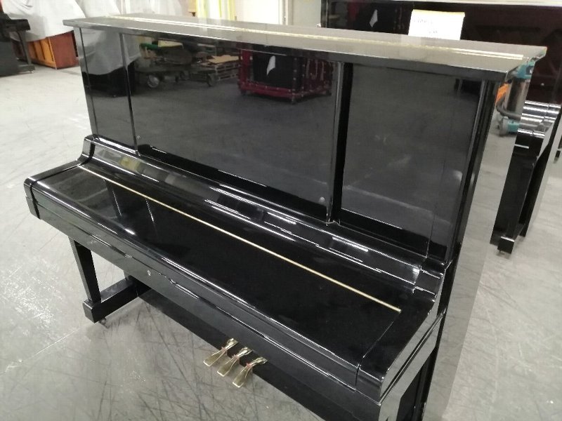 ヤマハ（YAMAHA）　YUX　中古アップライトピアノ