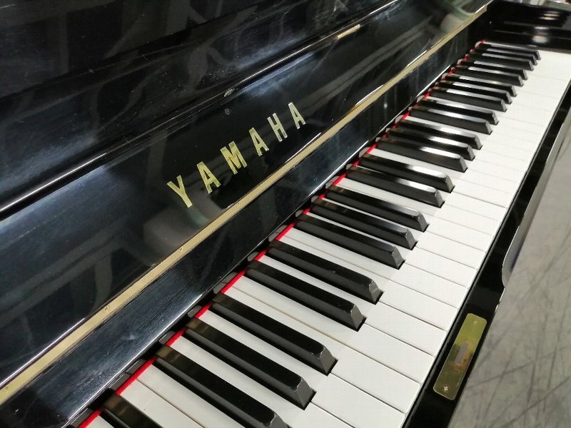 ヤマハ（YAMAHA）　YUX　中古アップライトピアノ