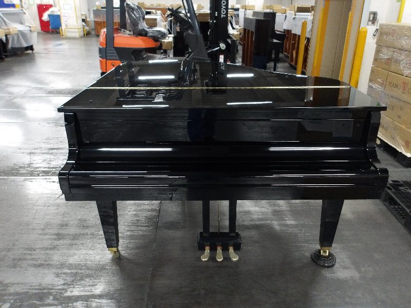 カワイ（KAWAI）　GL10　中古グランドピアノ