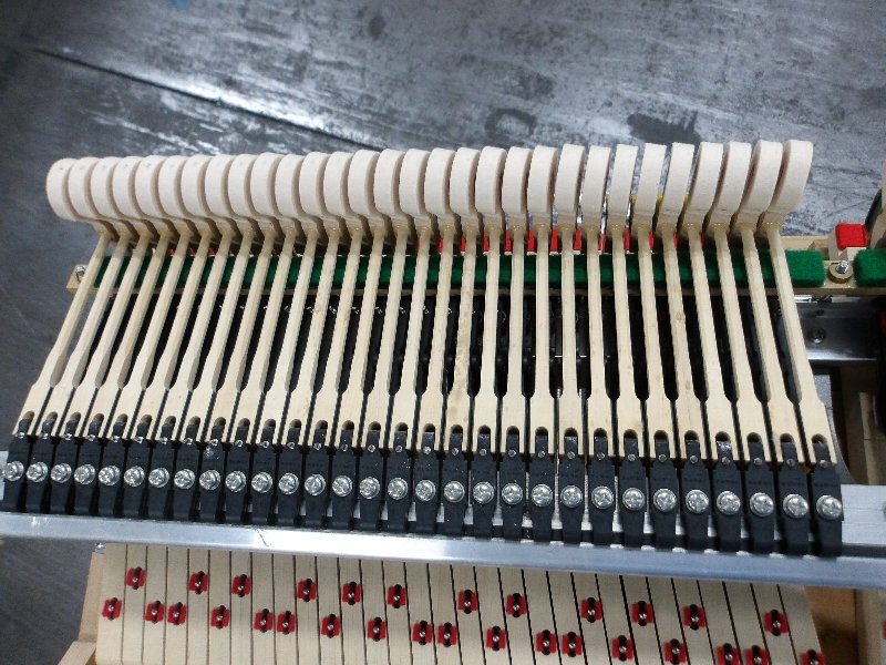 カワイ（KAWAI）　GL10　中古グランドピアノ
